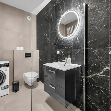 Wlochy - Balcony, Parking - By Rentujemy