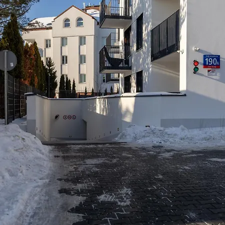 Wlochy - Balcony, Parking - By Rentujemy Daire Varşova