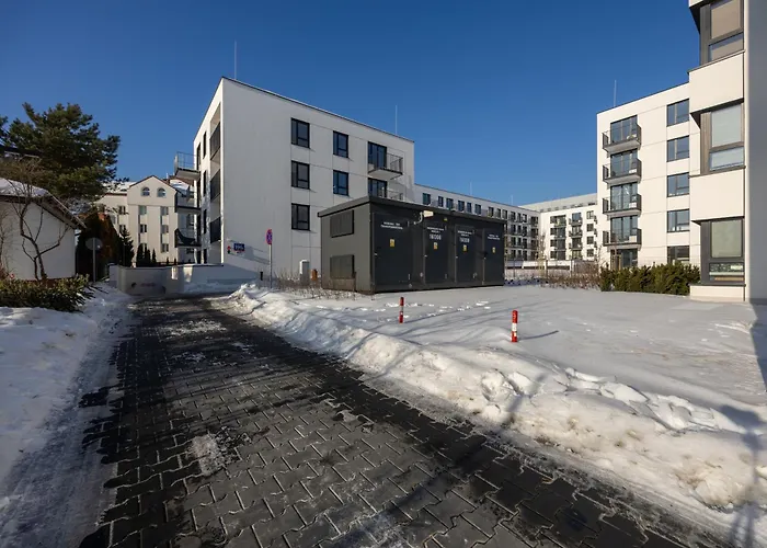 Appartamento Wlochy - Balcony, Parking - By Rentujemy *