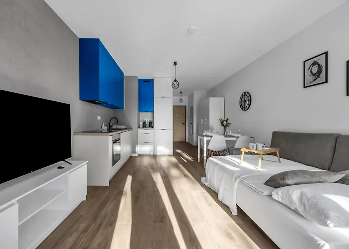 Wlochy - Balcony, Parking - By Rentujemy Appartamento *