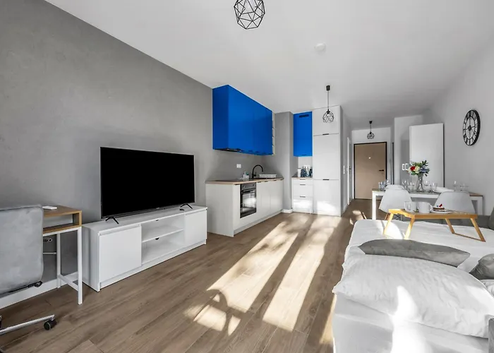 Wlochy - Balcony, Parking - By Rentujemy